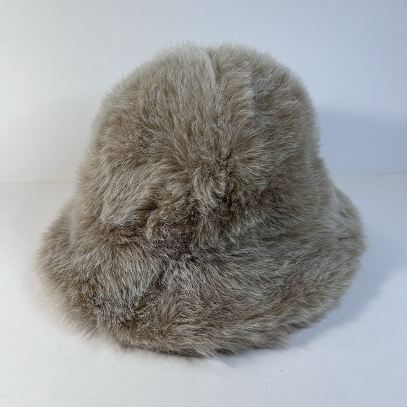 betmar Accessories - Betmar New York Vintage Faux Fur Cloche‎ Hat Beige 60s 70s Union Made USA